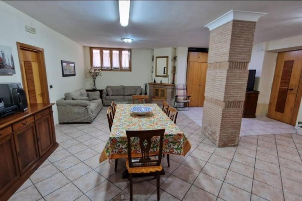 Appartamento Casa Erre Lusciano Esterno foto